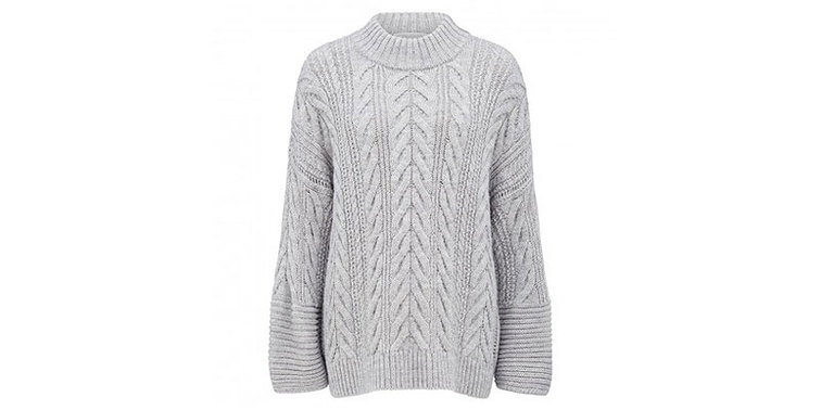 12 items I cannot travel without - #5 Woollen jumper/ sweater.