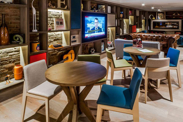Holiday Inn Camden Lock, London, England - the bar/ lounge area - Tily Travels