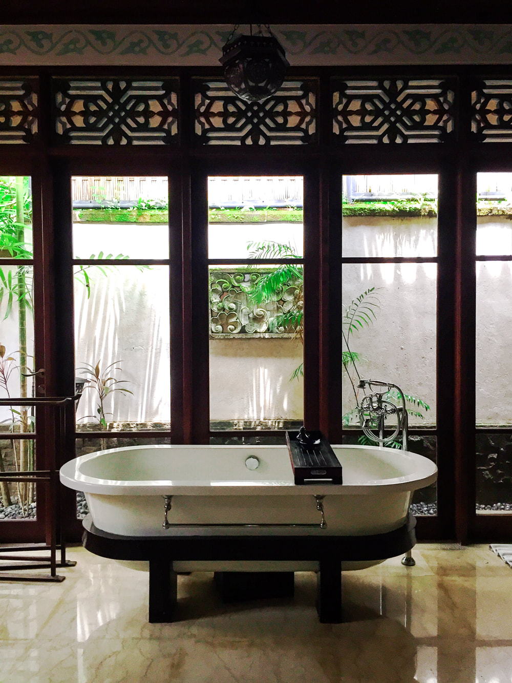 Govardana Villa bathroom. Dwaraka, the Royal Villas, Ubud, Bali, Indonesia.