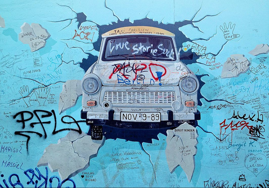 East Side Gallery, Berlin, Germany - Test the best, test the rest (2013)