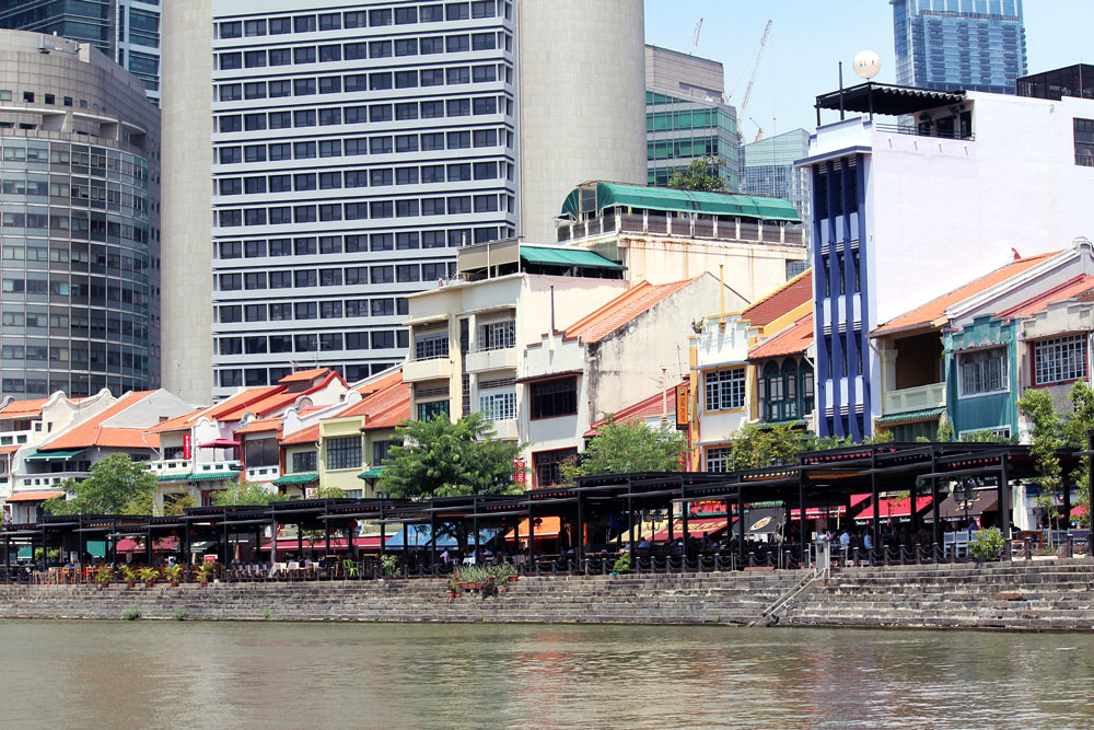 Port by Quarters situated along Boat Quay