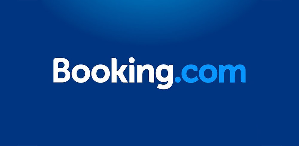 Booking.com accommodation search banner