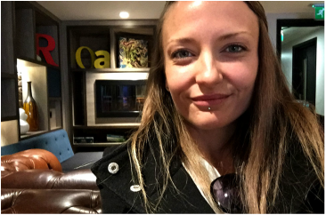 Holiday Inn Camden Lock, London, England - selfies in the lounge area - Tily Travels