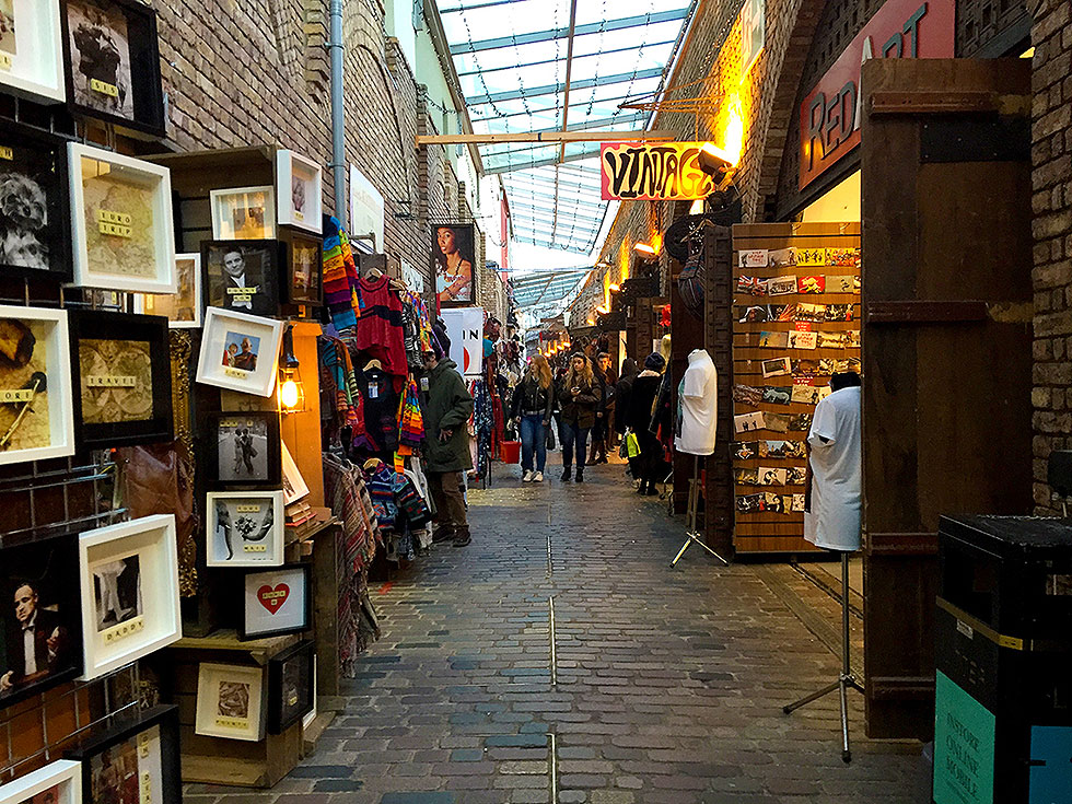 Walking through the Catacombs (Stables Market) it looks like I may have snapped a thief slipping something into their pocket - Camden Town, London England - Tily Travels.
