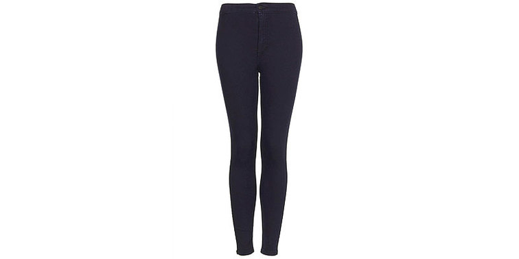 12 items I cannot travel without - #3 Skinny Jeans.