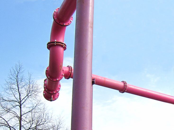 Berlin photo diary - Pink pipes.
