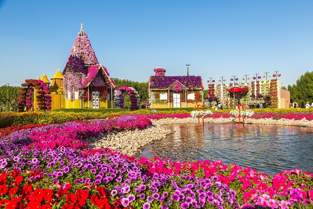 10 Best Things to Do in Dubai for First Time Visitors - Dubai Miracle Garden.