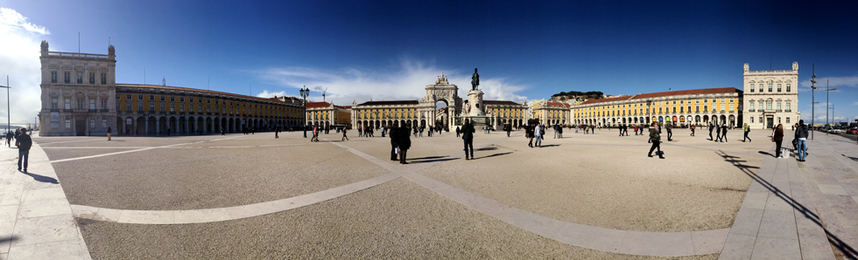 Panoramic view of Praca do Comercio with the Rua Augusta Arch and the statue of King José I, Lisbon, Portugal.